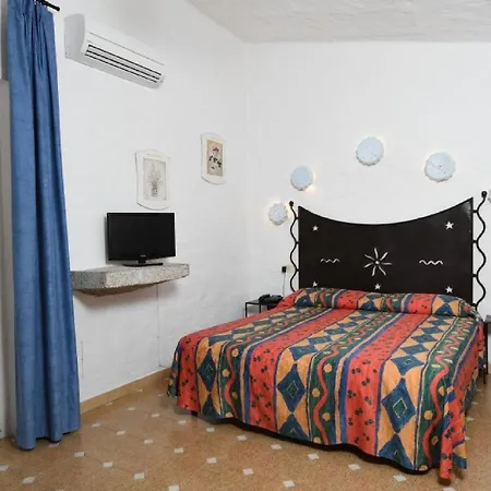 Club Village 3*